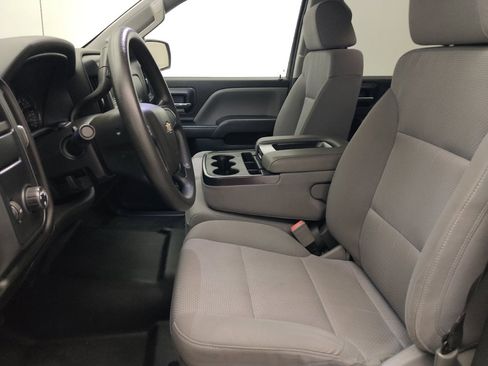 Used 2018 Chevrolet Silverado 1500 W/T RWD image 17
