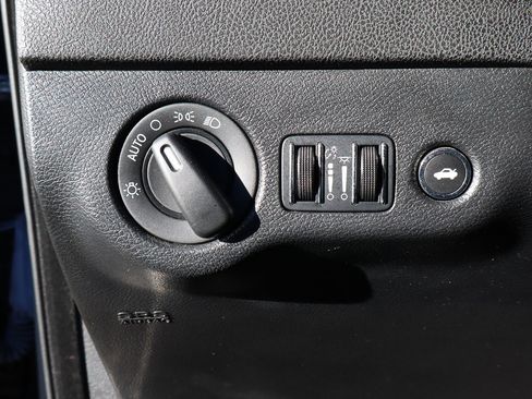 Used 2023 Dodge Charger SXT image 15