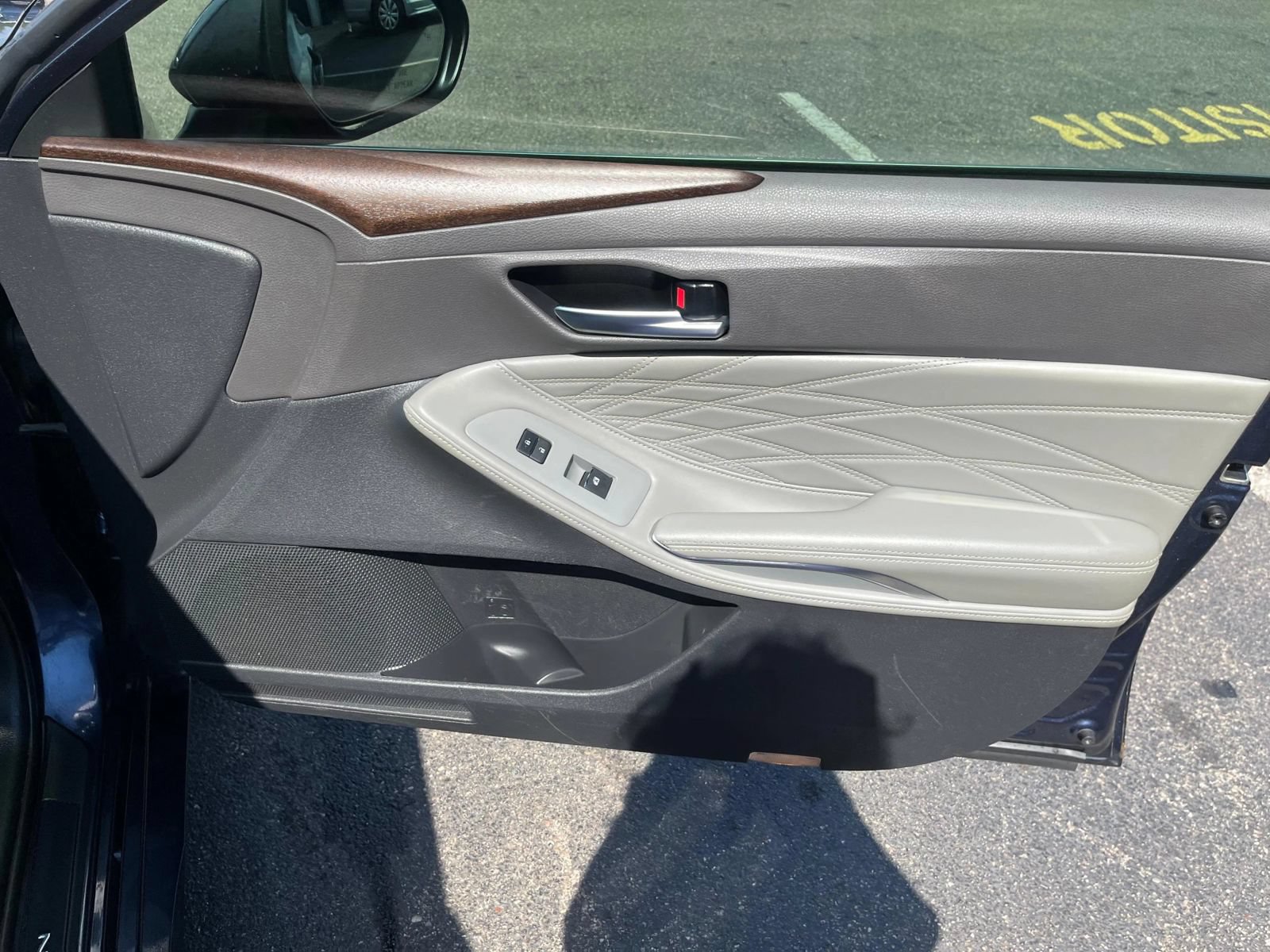 Used 2019 Toyota Avalon Limited w/ Advanced Safety Package FWD image 41