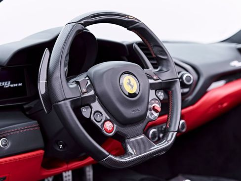 Used 2018 Ferrari 488 Spider RWD image 61