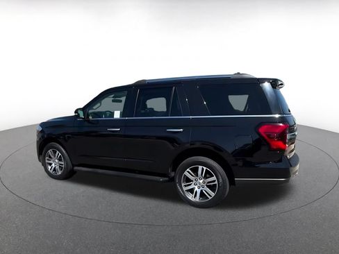 Used 2024 Ford Expedition Limited RWD image 9