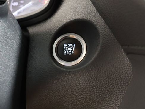 Used 2023 Toyota Corolla Cross LE FWD image 38