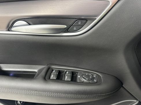 Used 2023 Cadillac XT5 Luxury image 29