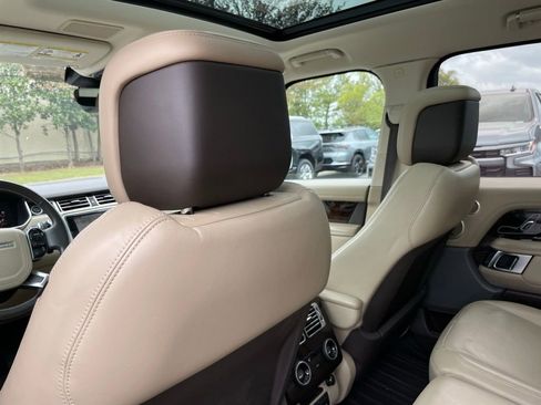Used 2020 Land Rover Range Rover HSE image 27