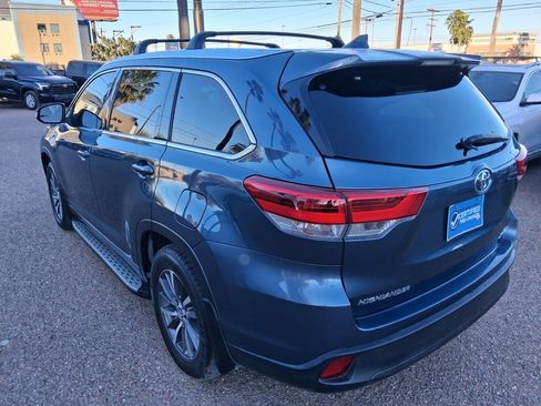 Used 2019 Toyota Highlander XLE image 4