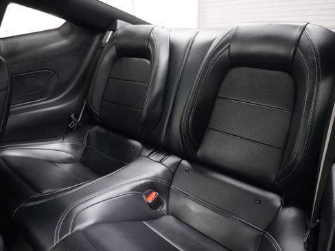 Used 2024 Ford Mustang GT Premium image 14