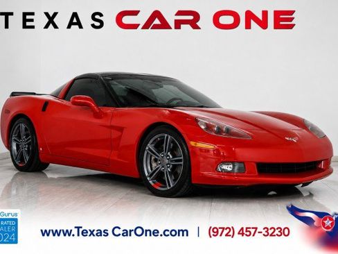 Used 2009 Chevrolet Corvette Coupe w/ Preferred Equipment Group RWD image 1