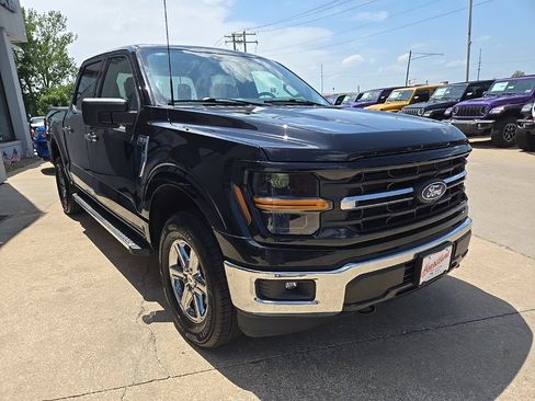 Used 2024 Ford F150 XLT AWD/4WD image 15