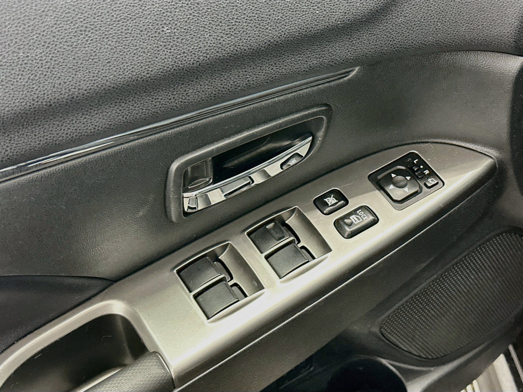 Used 2024 Mitsubishi Outlander Sport AWD image 15