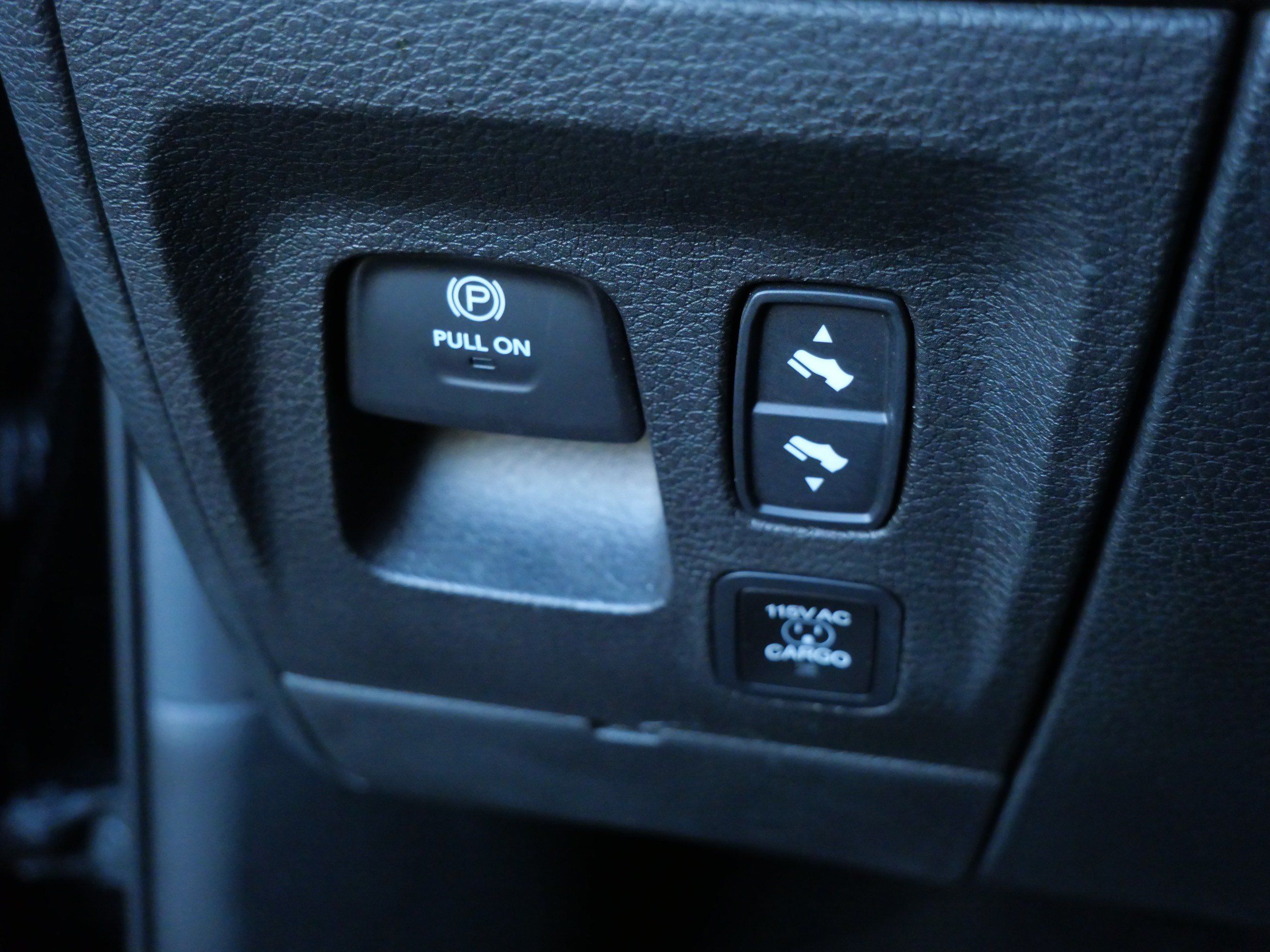 Used 2022 RAM 1500 Laramie AWD/4WD image 27