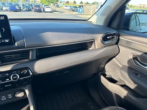 Certified 2025 Honda Pilot Elite image 28