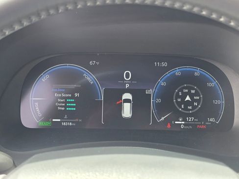 Used 2023 Toyota Highlander Platinum FWD image 19