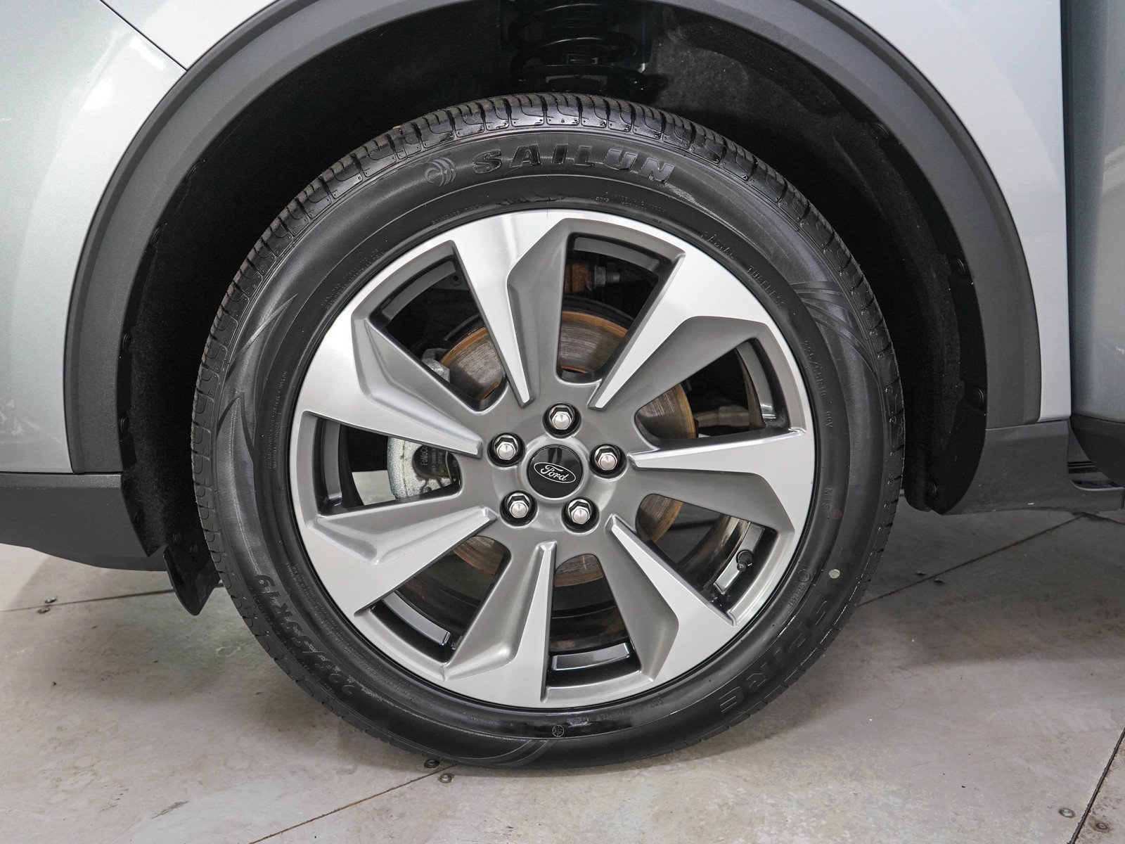 Used 2024 Ford Escape Platinum AWD/4WD image 31