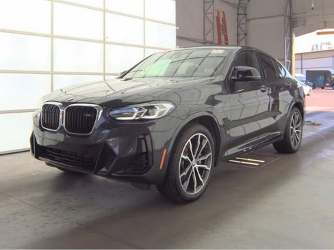 Used 2023 BMW X4 M40i w/ Premium Package AWD/4WD image 2