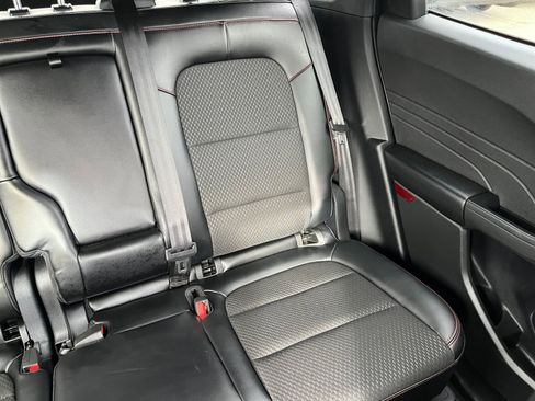 Used 2025 Ford Escape ST-Line image 33