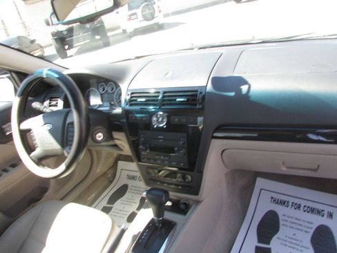 Used 2006 Ford Fusion SEL FWD image 34