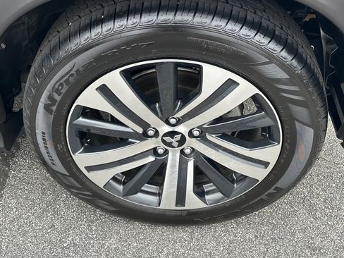 Used 2025 Mitsubishi Outlander Sport LE image 15