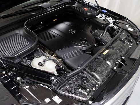 Certified 2025 Mercedes-Benz GLS 450 4MATIC image 41