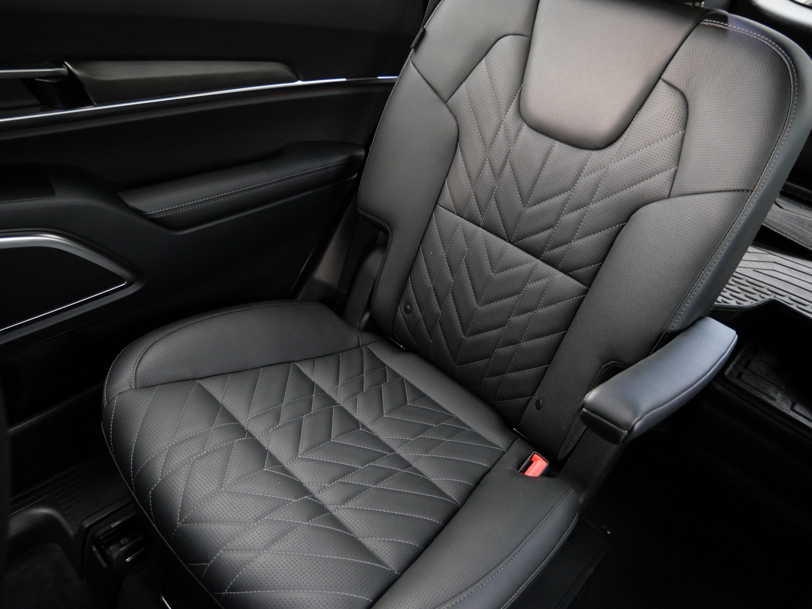 Used 2024 Kia Telluride SX X-Pro AWD/4WD image 12