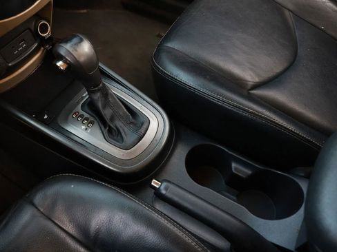 Used 2011 Kia Soul ! image 36