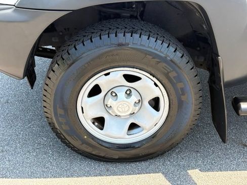 Used 2014 Toyota Tacoma PreRunner w/ Convenience Package RWD image 25