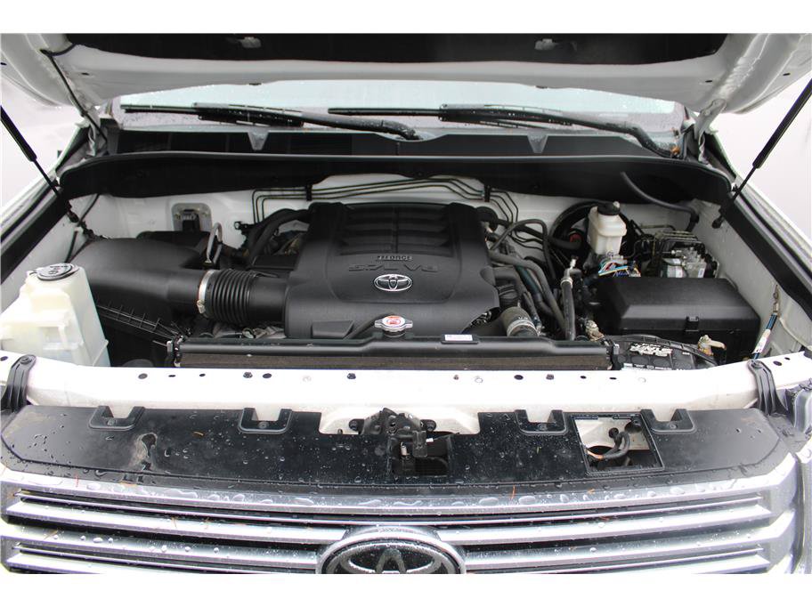 Used 2019 Toyota Tundra Limited w/ Limited Premium Package AWD/4WD image 36