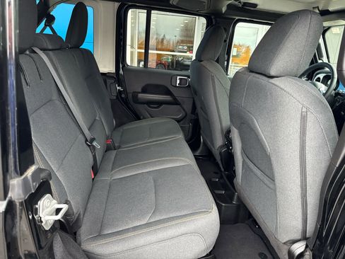 Used 2025 Jeep Wrangler Sahara w/ Safety Group image 5