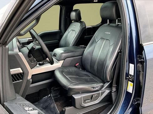 Used 2016 Ford F150 Platinum w/ Equipment Group 701A Luxury image 15