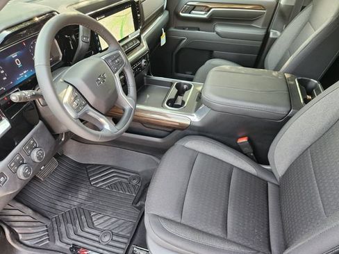 New 2026 Chevrolet Silverado 2500 LT w/ Trail Boss Package AWD/4WD image 4