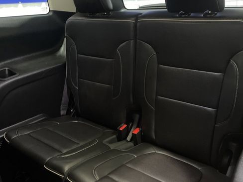 Used 2023 GMC Acadia Denali image 35