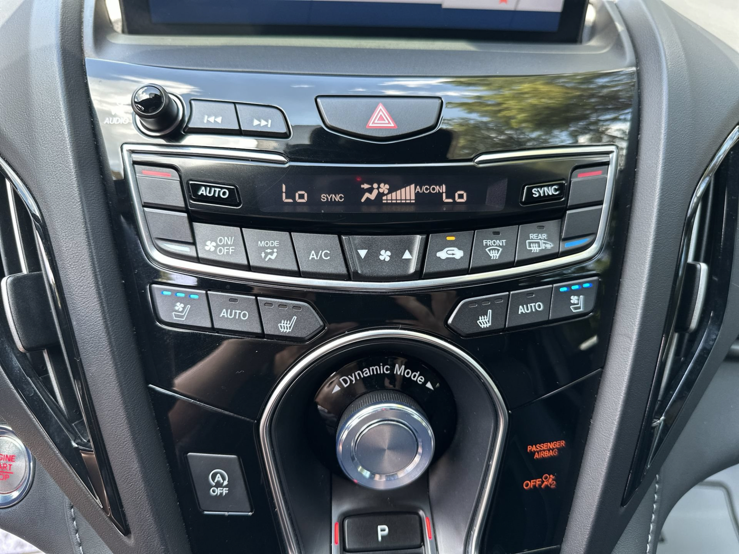 Used 2020 Acura RDX w/ Advance Package FWD image 17