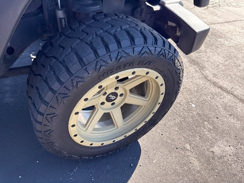 Used 2012 Jeep Wrangler Sport AWD/4WD image 29