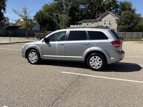 Used 2017 Dodge Journey SE FWD image 26