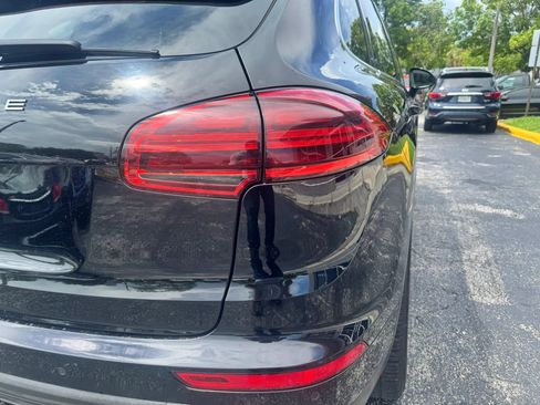 Used 2016 Porsche Cayenne S w/ Premium Plus Package AWD/4WD image 15