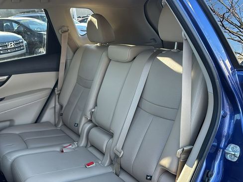 Used 2018 Nissan Rogue SL w/ Premium Package image 27