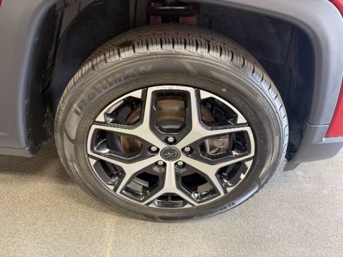Used 2025 Jeep Compass Limited AWD/4WD image 9