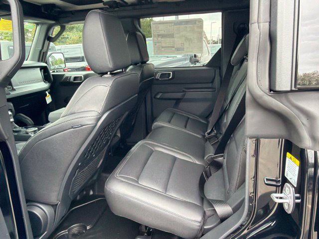 New 2026 Ford Bronco Badlands w/ Sasquatch Package AWD/4WD image 8