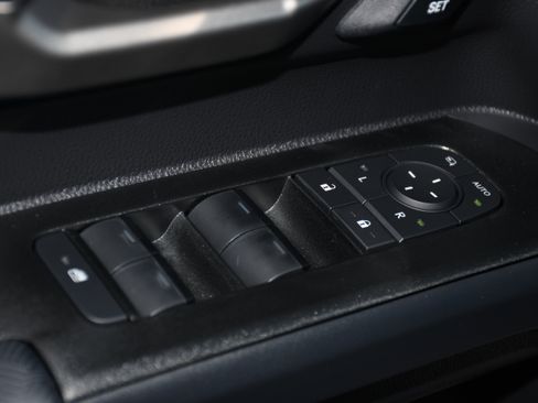 New 2025 Toyota 4Runner Limited image 6