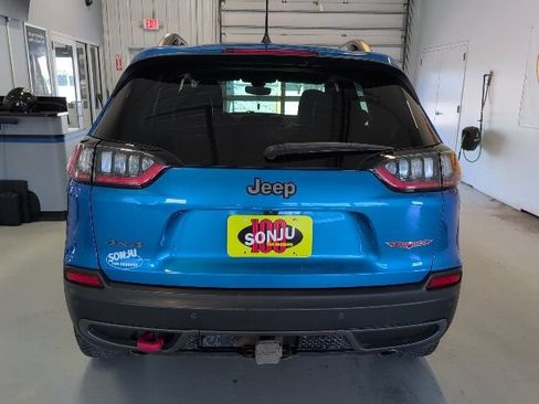 Used 2021 Jeep Cherokee Trailhawk w/ Trailer Tow Group AWD/4WD image 4