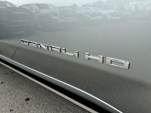New 2026 GMC Sierra 2500 Denali image 11
