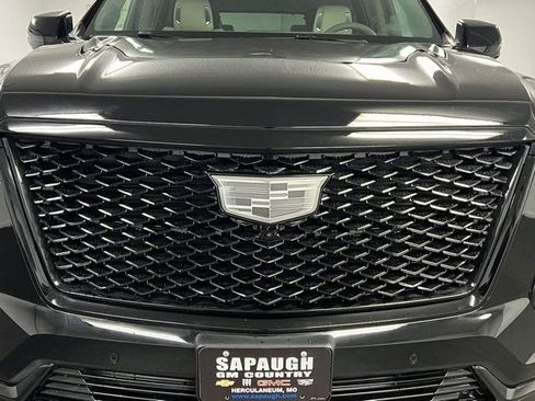 New 2025 Cadillac Escalade ESV Sport Platinum w/ LPO, ONYX Package image 10