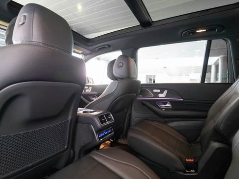 New 2026 Mercedes-Benz GLS 450 4MATIC image 14