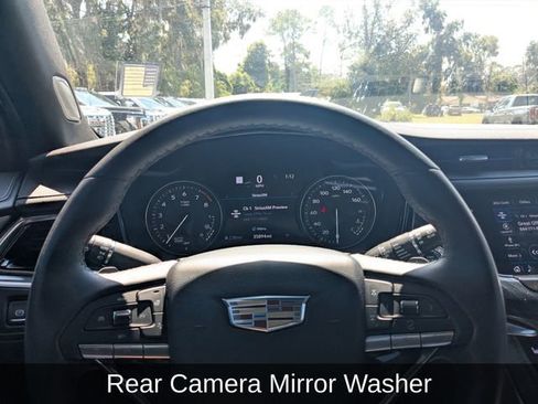 Used 2023 Cadillac XT6 Premium Luxury w/ Technology Package image 26