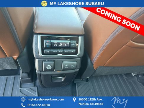 Used 2021 Subaru Ascent Touring w/ Popular Package #2A image 12