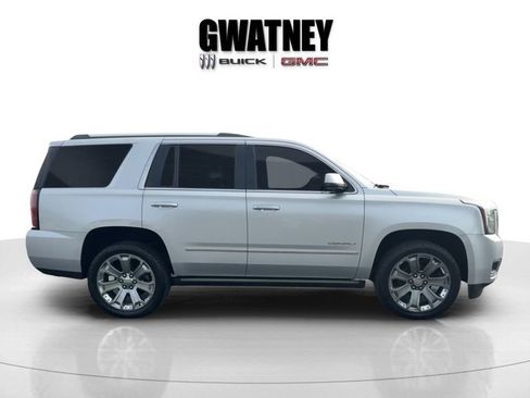 Used 2015 GMC Yukon Denali w/ Premium Package image 8