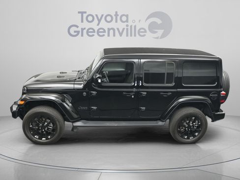 Used 2023 Jeep Wrangler Unlimited Sahara image 4