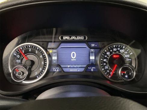 Used 2019 RAM 1500 Laramie image 26