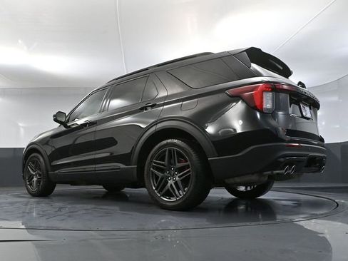 Used 2025 Ford Explorer ST image 61