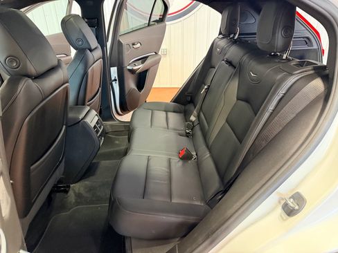 Used 2023 Cadillac XT4 Luxury w/ Cold Weather Package AWD/4WD image 21