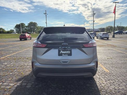 Used 2024 Ford Edge SEL AWD/4WD image 4
